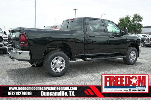 2025 RAM 2500 Tradesman Crew Cab 4x4 6'4' Box