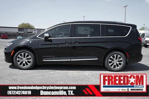 2025 Chrysler Pacifica L