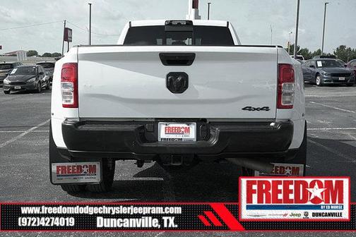 2024 RAM 3500 Tradesman Crew Cab 4x4 8' Box