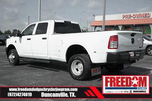 2024 RAM 3500 Tradesman Crew Cab 4x4 8' Box