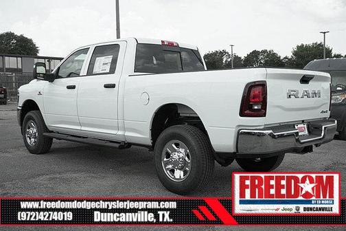 2025 RAM 2500 Tradesman Crew Cab 4x4 6'4' Box