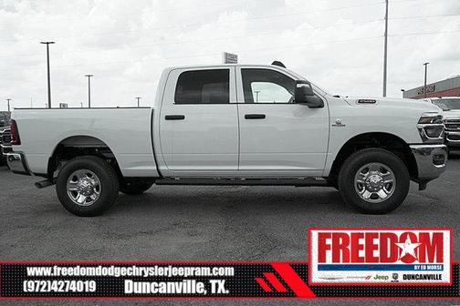 2025 RAM 2500 Tradesman Crew Cab 4x4 6'4' Box