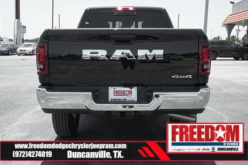 2025 RAM 2500 Tradesman Crew Cab 4x4 6'4' Box