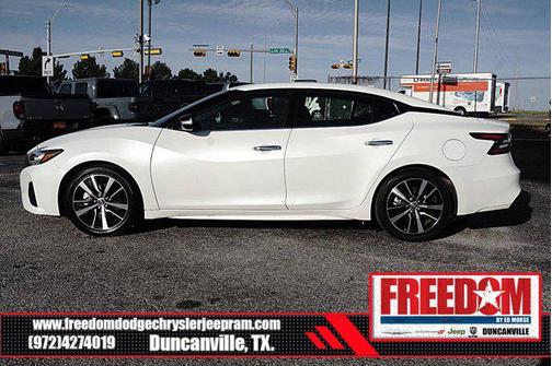 Pearl White Tricoat 2023 Nissan Maxima SV Xtronic CVT
