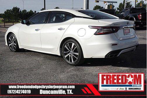 Pearl White Tricoat 2023 Nissan Maxima SV Xtronic CVT