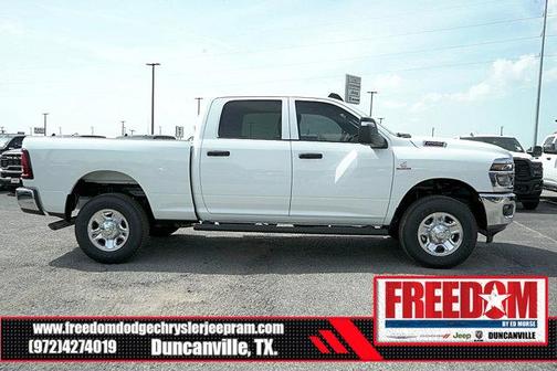 2025 RAM 2500 Tradesman Crew Cab 4x4 6'4' Box