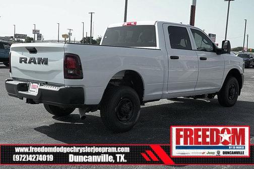 2025 RAM 2500 Tradesman Crew Cab 4x2 6'4' Box