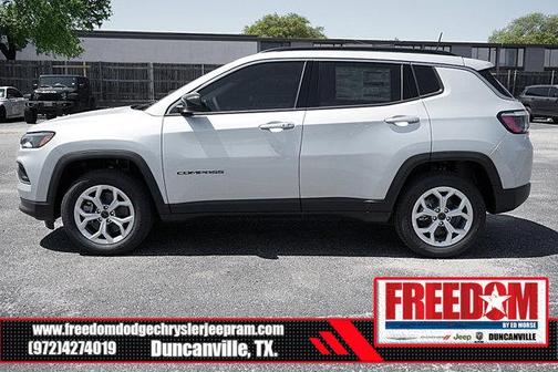 2025 Jeep Compass Latitude