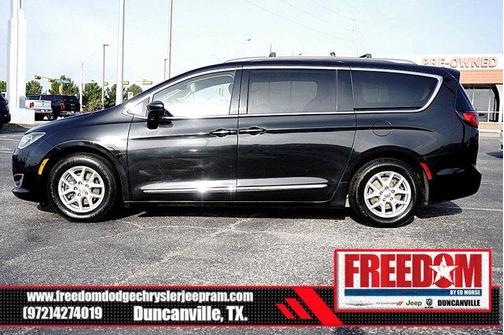 2020 Chrysler Pacifica Touring L