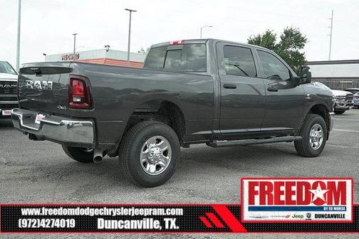 2025 RAM 2500 Tradesman Crew Cab 4x4 6'4' Box