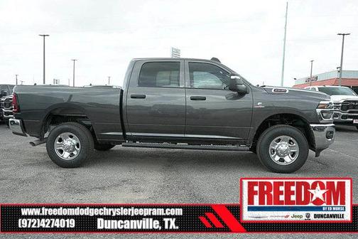 2025 RAM 2500 Tradesman Crew Cab 4x4 6'4' Box
