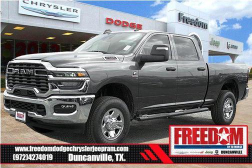 2025 RAM 2500 Tradesman Crew Cab 4x4 6'4' Box