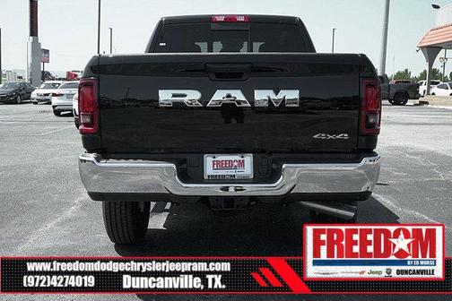 2025 RAM 2500 Tradesman Crew Cab 4x4 6'4' Box