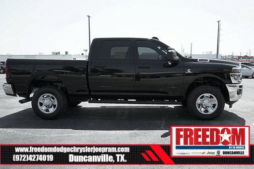 2025 RAM 2500 Tradesman Crew Cab 4x4 6'4' Box