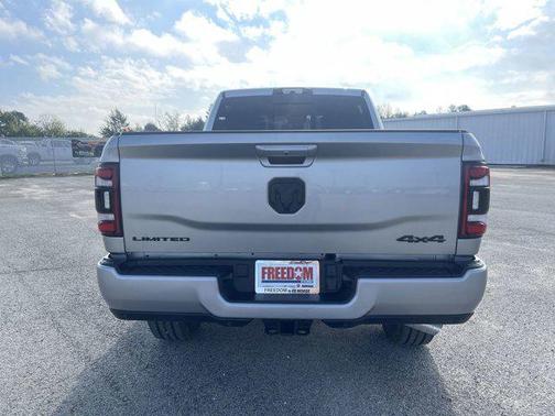 2024 RAM 2500 Limited Crew Cab 4x4 6'4' Box