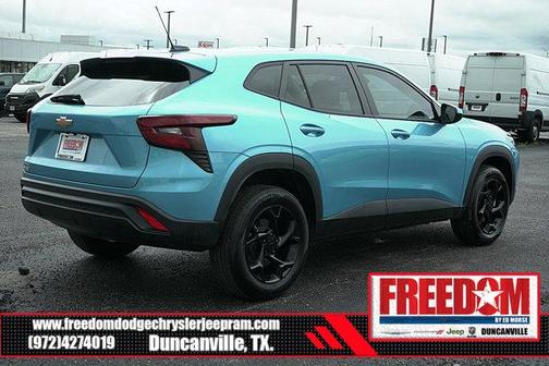 2025 Chevrolet Trax LS