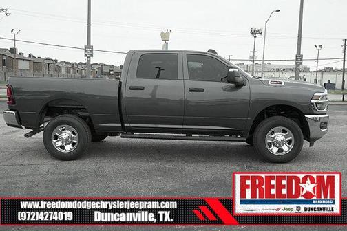 2025 RAM 2500 Tradesman Crew Cab 4x4 6'4' Box