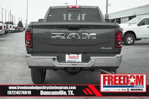 2025 RAM 2500 Tradesman Crew Cab 4x4 6'4' Box