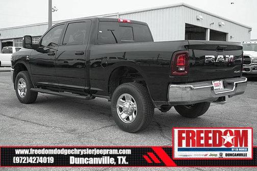2025 RAM 2500 Tradesman Crew Cab 4x4 6'4' Box
