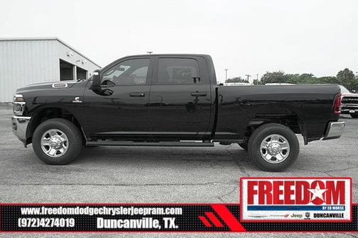 2025 RAM 2500 Tradesman Crew Cab 4x4 6'4' Box