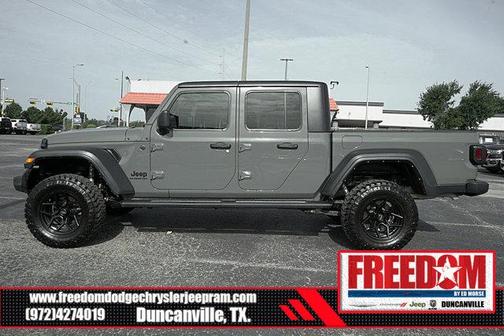 2022 Jeep Gladiator Sport