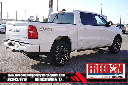 Bright White Clearcoat 2026 RAM 1500 Laramie