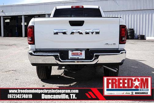 2025 RAM 2500 Tradesman Crew Cab 4x4 6'4' Box