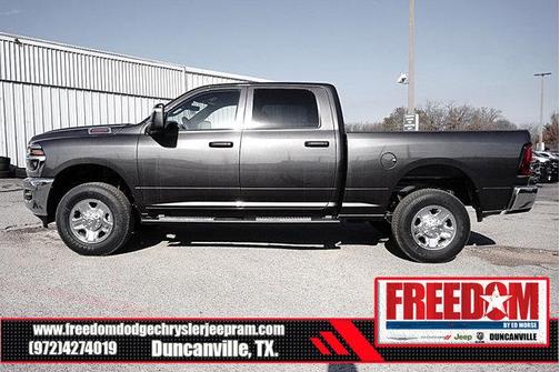 2026 RAM 2500 Tradesman Crew Cab 4x4 6'4' Box