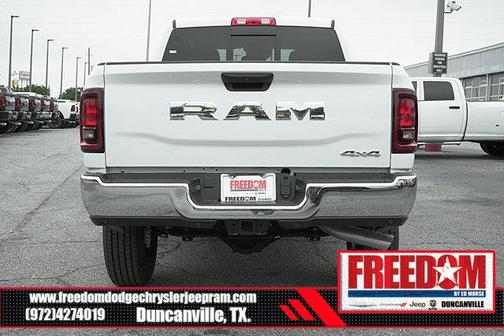 2025 RAM 2500 Tradesman Crew Cab 4x4 6'4' Box