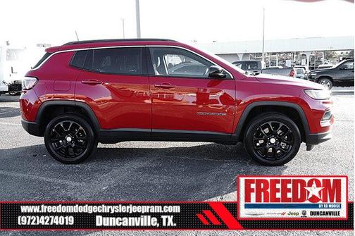 2023 Jeep Compass Latitude Lux
