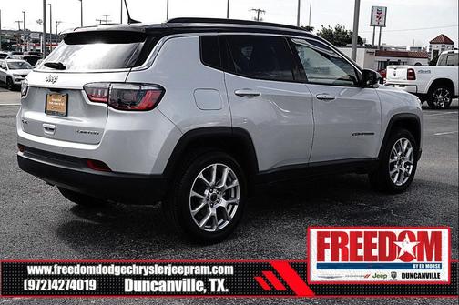 Silver Zynith Metallic Clearcoat 2025 Jeep Compass Limited