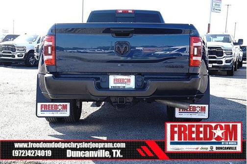 2024 RAM 3500 Tradesman Crew Cab 4x4 8' Box