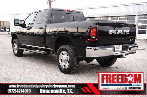 2026 RAM 2500 Tradesman Crew Cab 4x4 6'4' Box