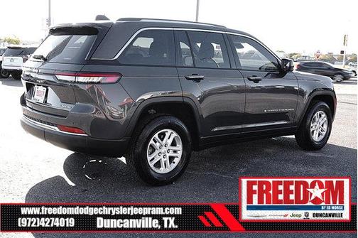 2023 Jeep Grand Cherokee Laredo