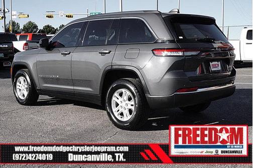 2023 Jeep Grand Cherokee Laredo