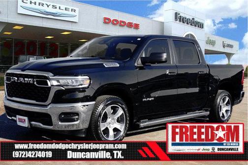 Diamond Black Crystal Pearlcoat 2025 RAM 1500 Tradesman
