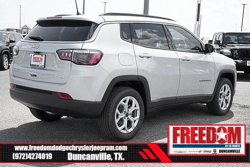 2025 Jeep Compass Latitude