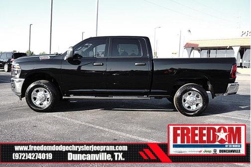 2025 RAM 2500 Tradesman Crew Cab 4x4 6'4' Box