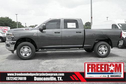 2025 RAM 2500 Tradesman Crew Cab 4x4 6'4' Box