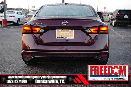 2025 Nissan Altima SV FWD