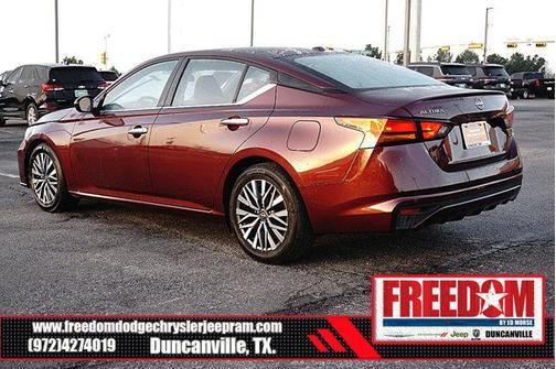 2025 Nissan Altima SV FWD