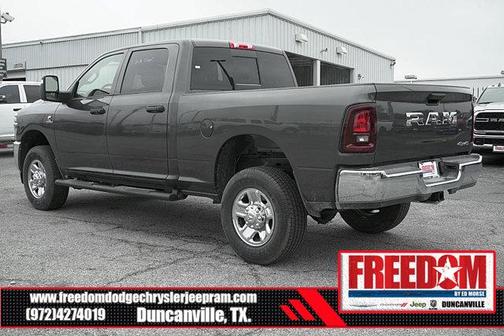 2025 RAM 2500 Tradesman Crew Cab 4x4 6'4' Box