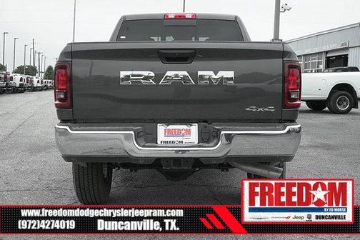 2025 RAM 2500 Tradesman Crew Cab 4x4 6'4' Box