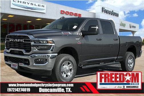 2025 RAM 2500 Tradesman Crew Cab 4x4 6'4' Box