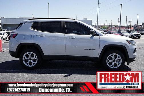 2025 Jeep Compass Latitude