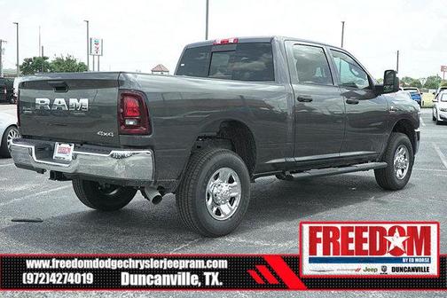 2025 RAM 2500 Tradesman Crew Cab 4x4 6'4' Box