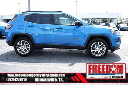 2023 Jeep Compass Latitude Lux