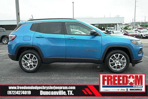 2023 Jeep Compass Latitude Lux