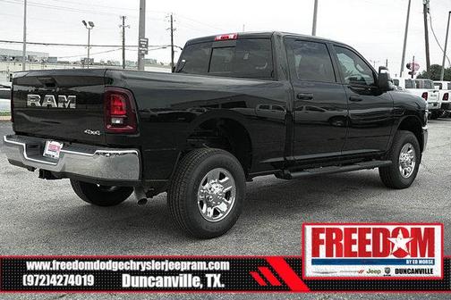 2025 RAM 2500 Tradesman Crew Cab 4x4 6'4' Box