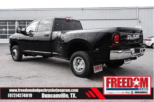 2026 RAM 3500 Tradesman Crew Cab 4x4 8' Box